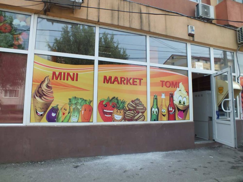 mini-market-tomy
